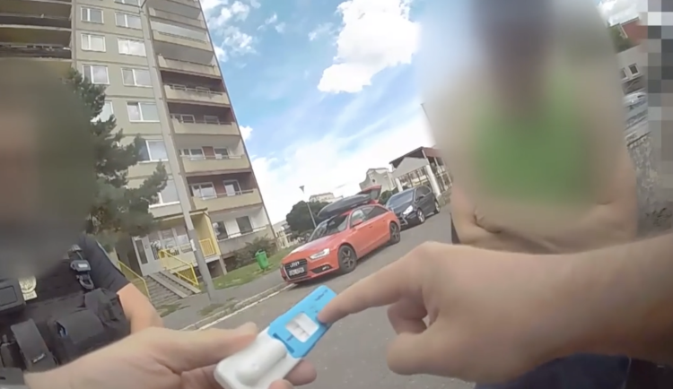 Přítomnost THC prokázal test.