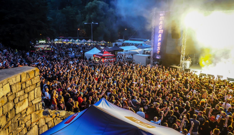 Přeplněný Magmafest čelí kritice, byly nekonečné fronty. Chyby nastaly, ale o bezpečnost bylo postaráno, říká pořadatel