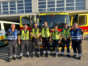 Pražští hasiči a záchranáři odjeli pomáhat s požáry v Řecku