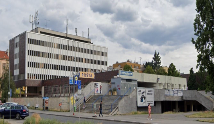 Pobočka na Pankráci je první, kterou pošta nabízí.