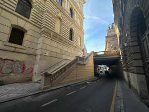 Praha 1 otevřela opravené schody v Divadelní, rekonstrukce se nelíbí vozíčkářům