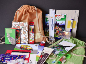 Praha rozdá prvňáčkům 17 tisíc balíčků se školními potřebami, víc než loni