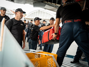 Do Řecka vyrazila další skupina hasičů. Ta předchozí se po 10 dnech vrátila