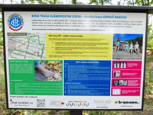 V pražských Klánovicích se v neděli otevře první bosá trasa