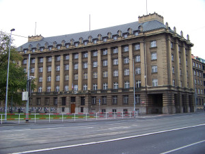 V kauze zakázek ministerstva obrany dnes policie v Praze zadržela deset lidí