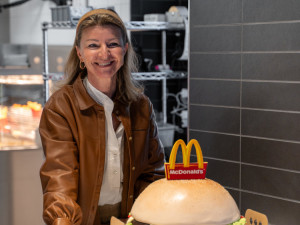 McDonald’s nově otevřel na Bělehradské  