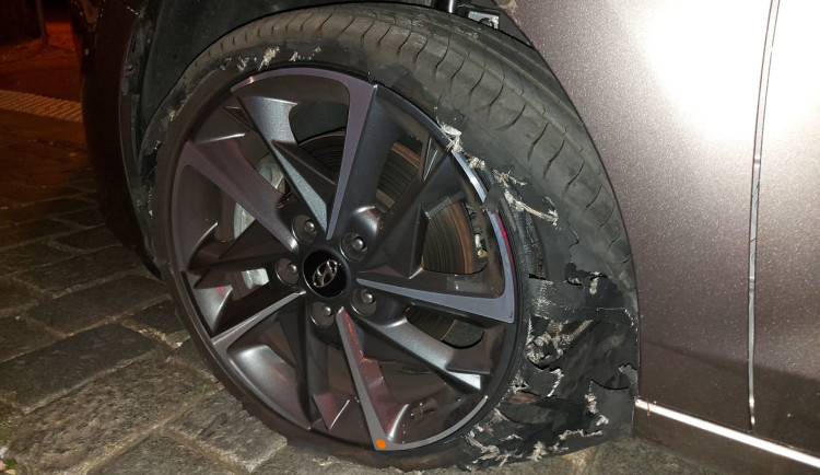 Muž prý o defektu auta nevěděl.