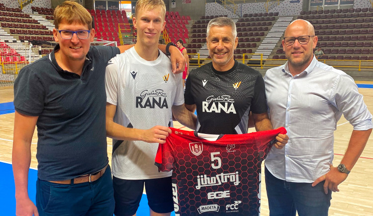 Mezinárodní partnerství. Jihostroj se dohodl na spolupráci s italskou Veronou