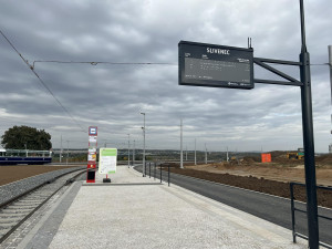 Lidé se nově svezou tramvajemi číslo 4 a 5 z Barrandova až do Slivence