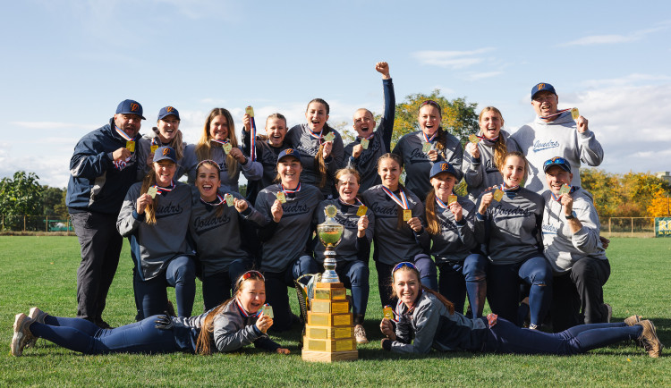 Joudrs Praha získaly desátý extraligový titul.