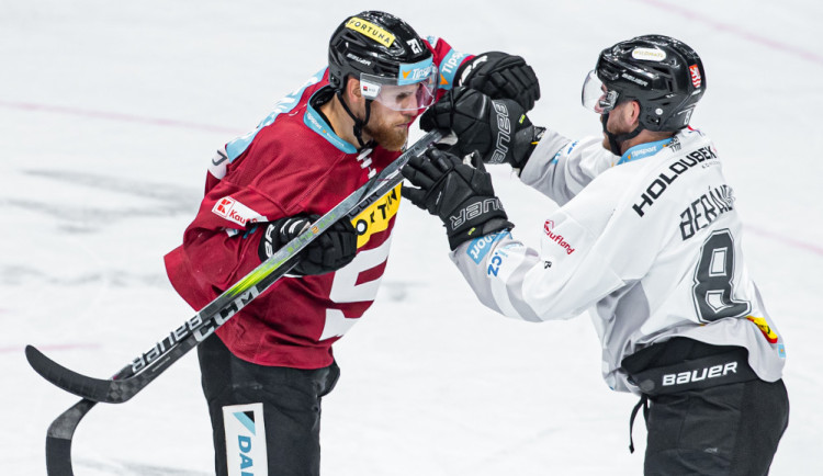 Sparta dostala pět gólů.