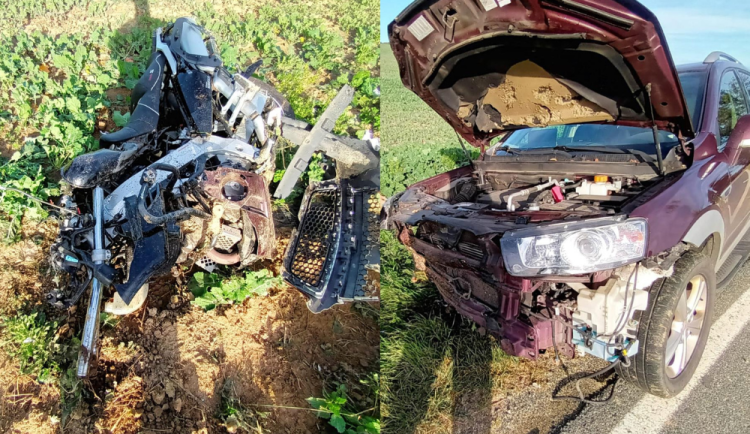 Motorkář dostal smyk a zemřel po srážce s autem v protisměru
