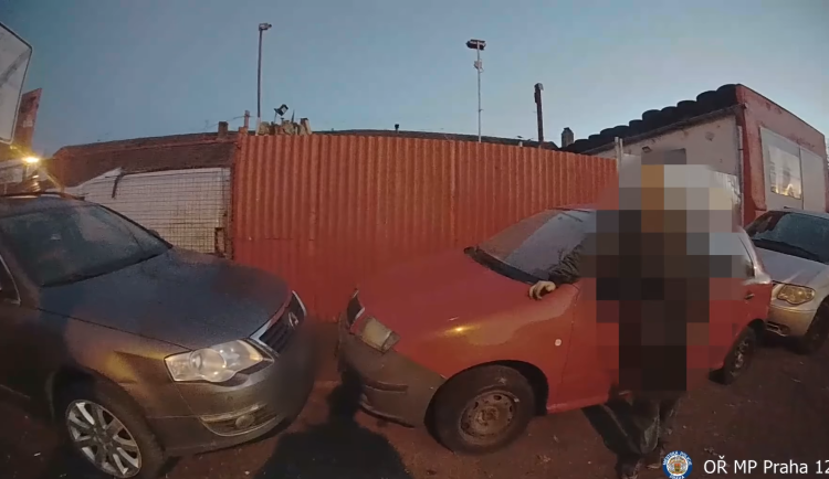 VIDEO: Řidiči používají falešné espézetky. Uvádějí bizarní výmluvy