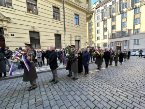VIDEO: Pieta u Hlávkovy koleje připomněla studenty zavražděné nacisty