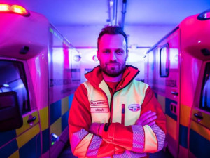 Každá situace, do které letíme s vrtulníkem, je vyhrocená říká lékař a influencer z donucení Marek Dvořák