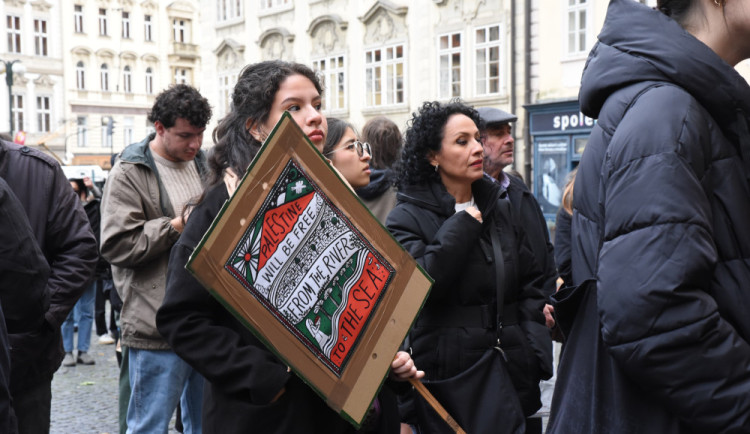 Praha zakázala propalestinskou demonstraci. Důvodem je protiizraelské heslo