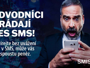 Pozor na internetové podvodníky. O Vánocích řádí ještě víc