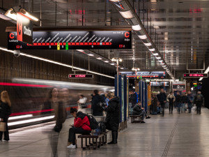 Informační systém v metru na Chodově má nový kabát. Následuje tak Palmovku a Jiřího z Poděbrad