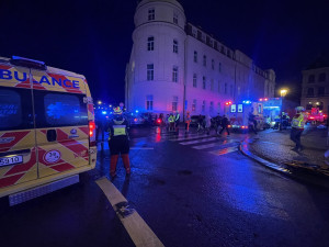 VIDEO: Ve škole v centru Prahy se střílelo. Útočník zavraždil deset lidí