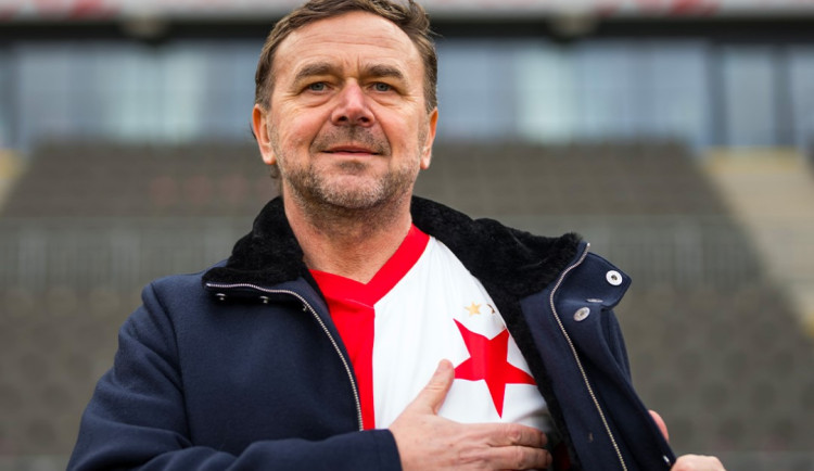 Zůstanu majitelem Slavie a věřím, že ani moje děti ji nikdy neprodají, říká nový vlastník klubu Tykač