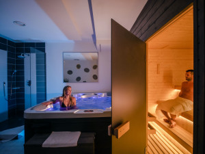 Wellness Hotel Frymburk láká na bazény, sauny, Svět pod hladinou i pobytové balíčky