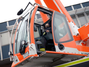 Nový automobilový jeřáb Liebherr LTM 1050–3.1 za 22 614 900 korun. Financovaný byl z Fondu zábrany škod.