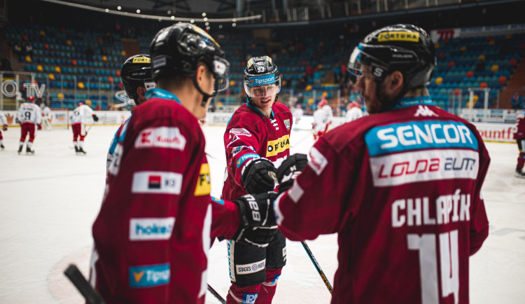 Sparťané zvítězili po samostatných nájezdech.