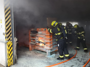 Pražané špatně třídí spreje. Na třídící lince kvůli tomu došlo k výbuchu