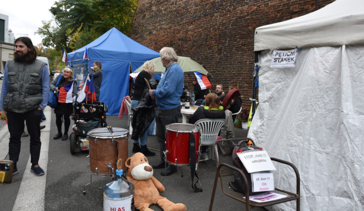 size4-1698506546343-241-praha-zije-oslavami-28-rijna