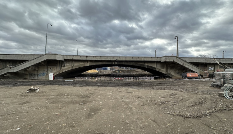 Demolice zavřené části Libeňského mostu začne na přelomu dubna a května