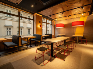 121. restaurace McDonald’s vás v centru Prahy přivítá i po půlnoci