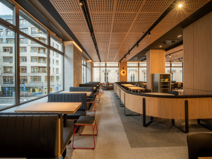 121. restaurace McDonald’s vás v centru Prahy přivítá i po půlnoci