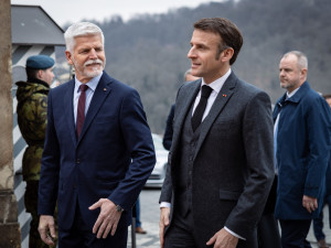 Macron s Pavlem uctili u Filozofické fakulty oběti prosincové střelby