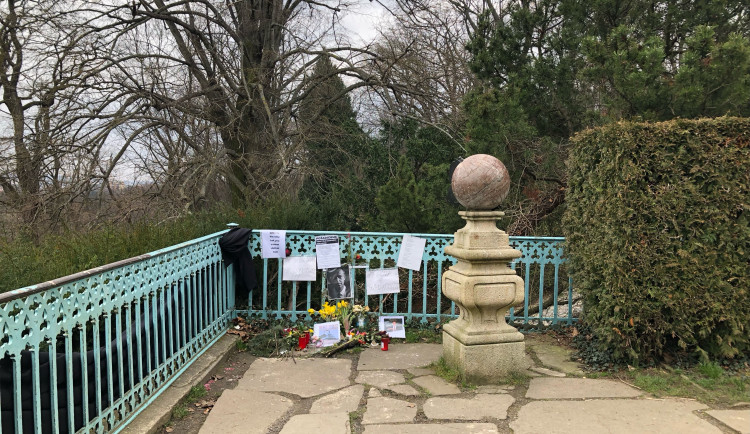 Vyhlídka Alexeje Navalného. Praha 7 chce oficiálně pojmenovat místo ve Stromovce