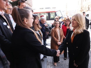 Slovenská prezidentka Čaputová uctila památku obětí střelby na Filozofické fakultě v Praze