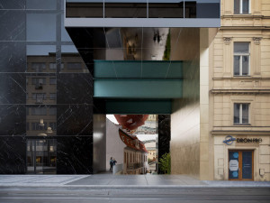 V Revoluční vyroste levitující bytový dům s pasáží