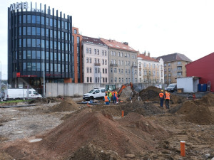 V Holešovicích roste nové sídlo krajského ředitelství hasičů. Bude mít deset pater a vyjde na dvě stě milionů