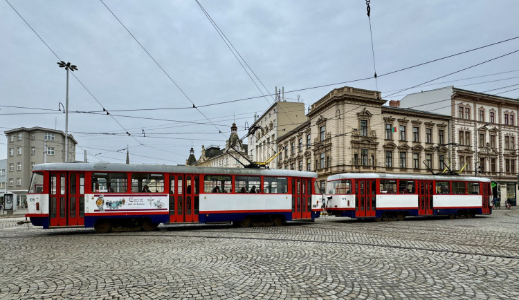 Do Neředína a ke krematoriu nepojedou dva týdny tramvaje. Důvodem jsou opravy kolejí a zastávek