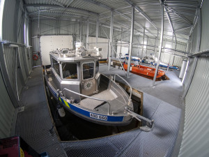 Policie má v Praze nová garážová stání pro lodě poříčních policistů