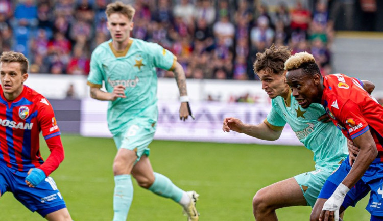 Fotbalová Slavie prohrála v Plzni a ztrácí dva body na Spartu
