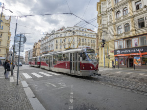 Přes Letnou kvůli opravě trati nejezdí tramvaje, výluka se týká osmi linek