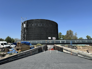 Budova divadla Spirála se víc než po dvaceti letech dočkala opravy. První představení tam lidé uvidí na podzim