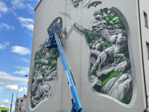 Nový ChemiSův mural upozorňuje na problémy astmatiků. V Česku jich je sedm set tisíc