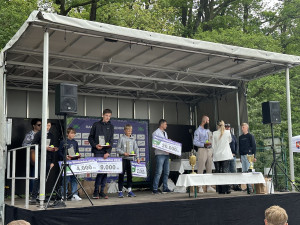 Mladí tenisté si odnesli trofeje v seriálu Race to Wimbledon 24