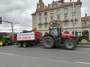 Traktory se vrátí do Prahy, zemědělci se dohodli na pokračování protestů