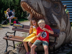 DinoPark v Praze na Harfě nabízí mnohem víc než jen modely dinosaurů