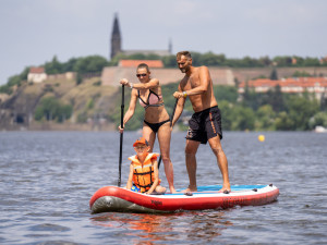 Žluté lázně vás vtáhnou do sportovní atmosféry – letos nechybí hokej, fotbal ani olympiáda