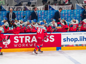 Čeští hokejisté senzačně porazili Švédy 7:3 a po 14 letech si zahrají o titul mistrů světa