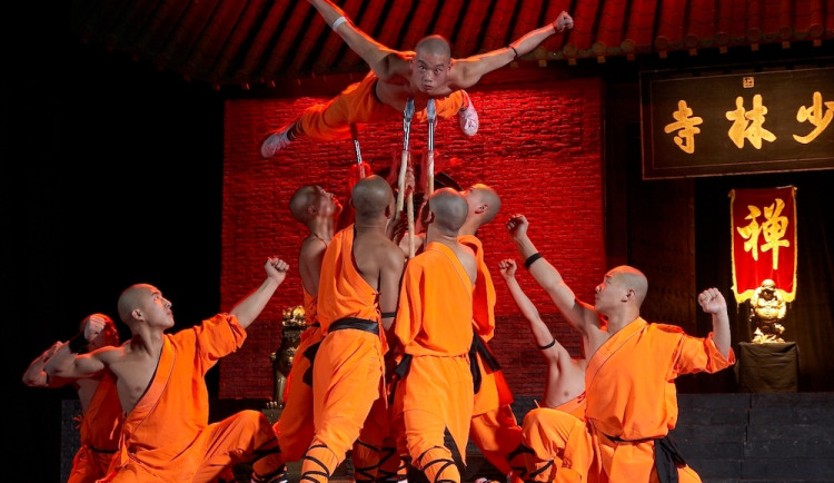 Unikátní představení čínských mnichů opět v Česku. SHAOLIN show se vrací zpět v rámci jubilejního turné