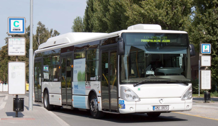 Prostějov bude mít inteligentní zastávky MHD. Cestující se dozví příjezdy a odjezdy autobusů